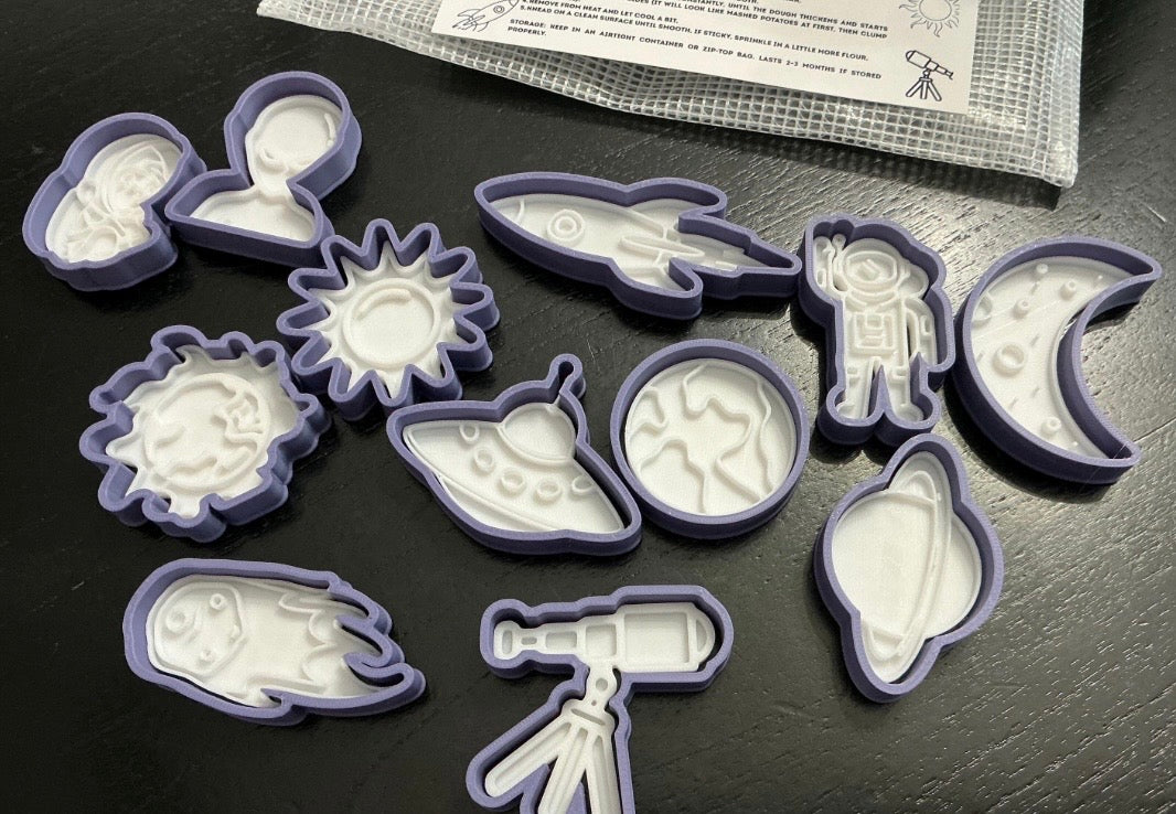 Space Play Dough Cutter & Stamp Set for Kids