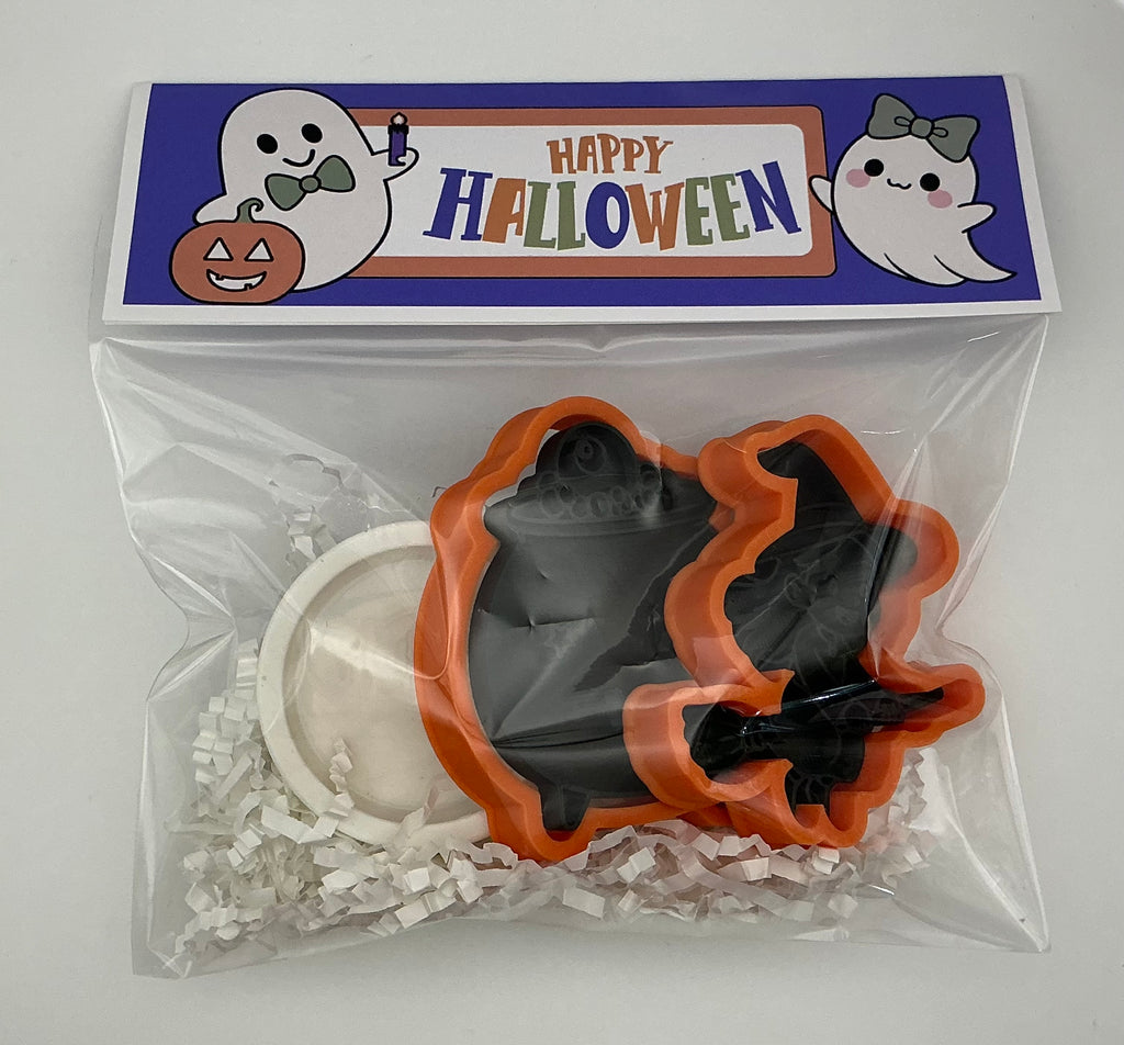 Halloween Play Dough Cutter & Stamp Set for Kids