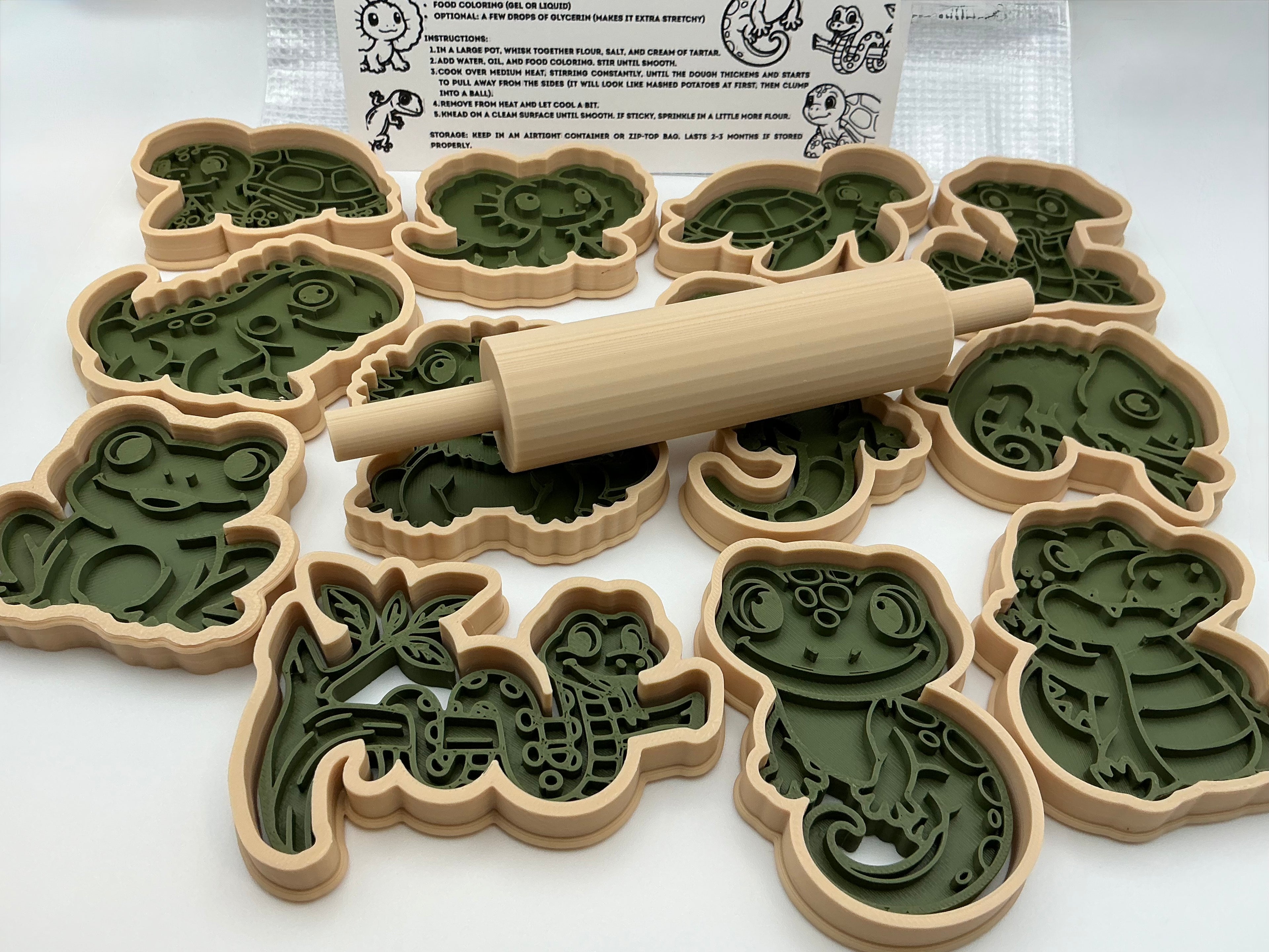 Reptile Themed Kids Play Dough Kit, Sensory Play Kit, Montessori Toy, Gift for Kids, Creative Play Set, Preschool Learning Toy (Copy 2)
