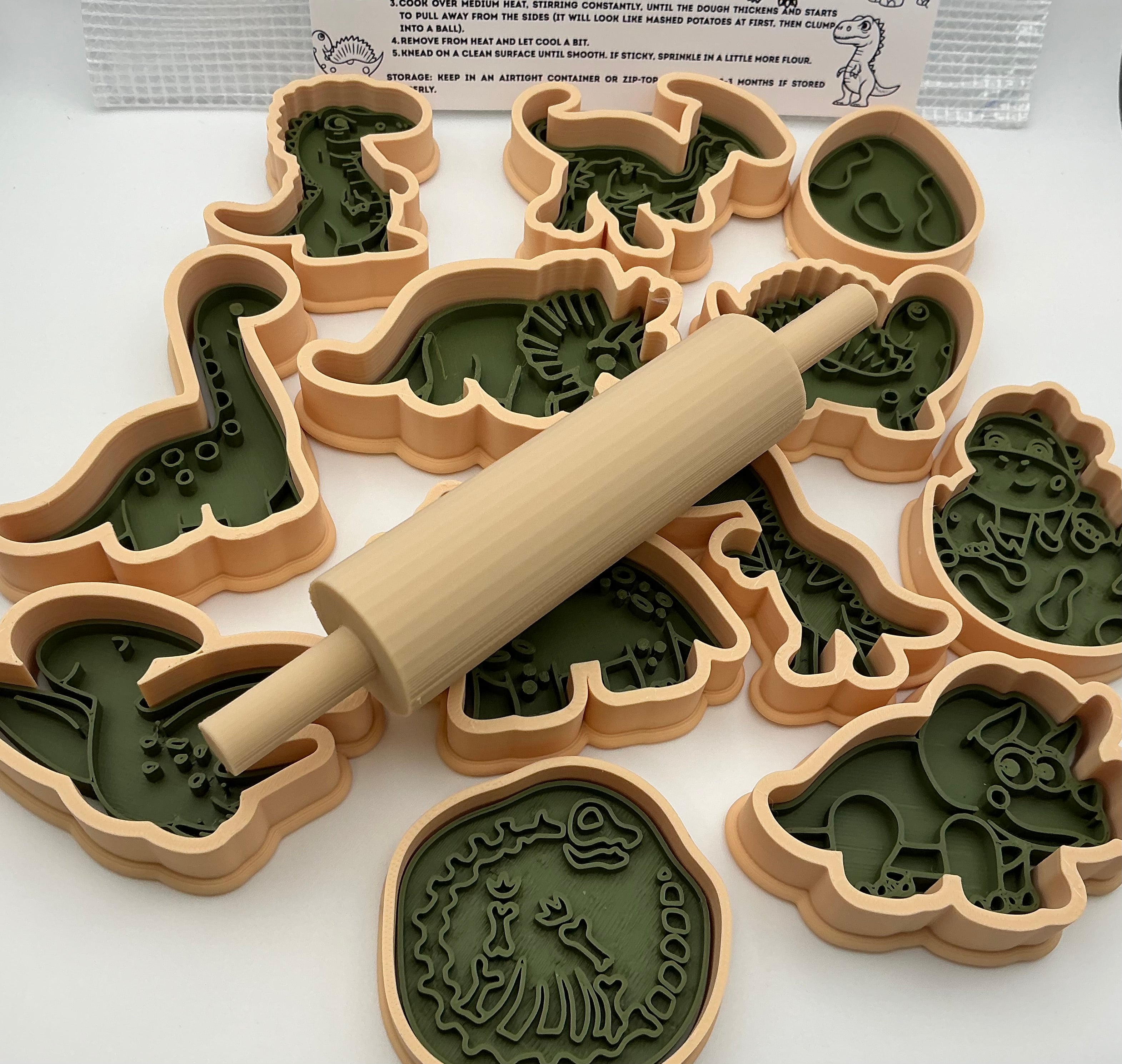 Dinosaur Themed Kids Play Dough Kit, Sensory Play Kit, Montessori Toy, Gift for Kids, Creative Play Set, Preschool Learning Toy
