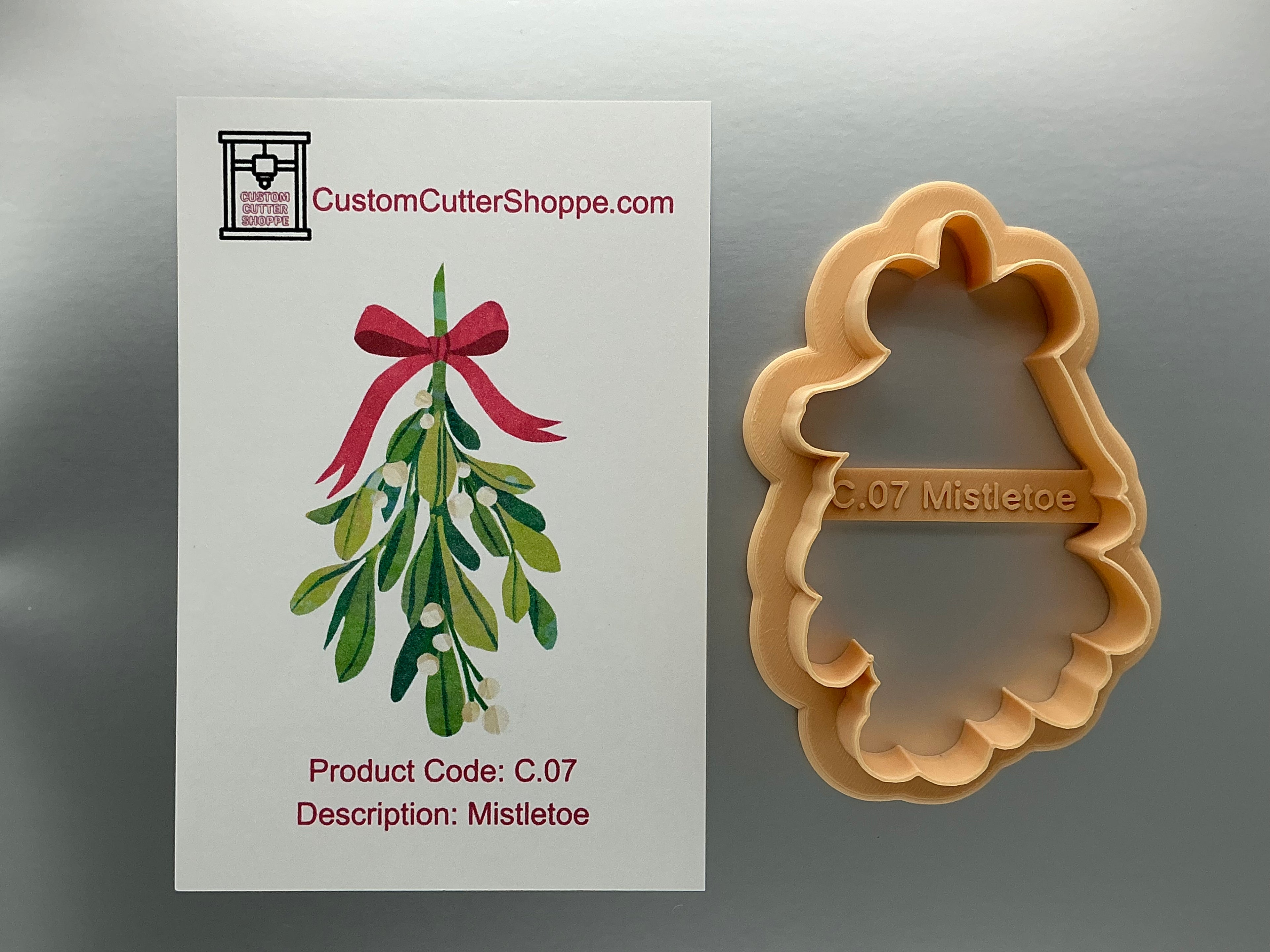 Mistletoe Cookie Cutter (C.07)